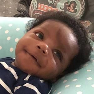 Meet your Posher, Pamela